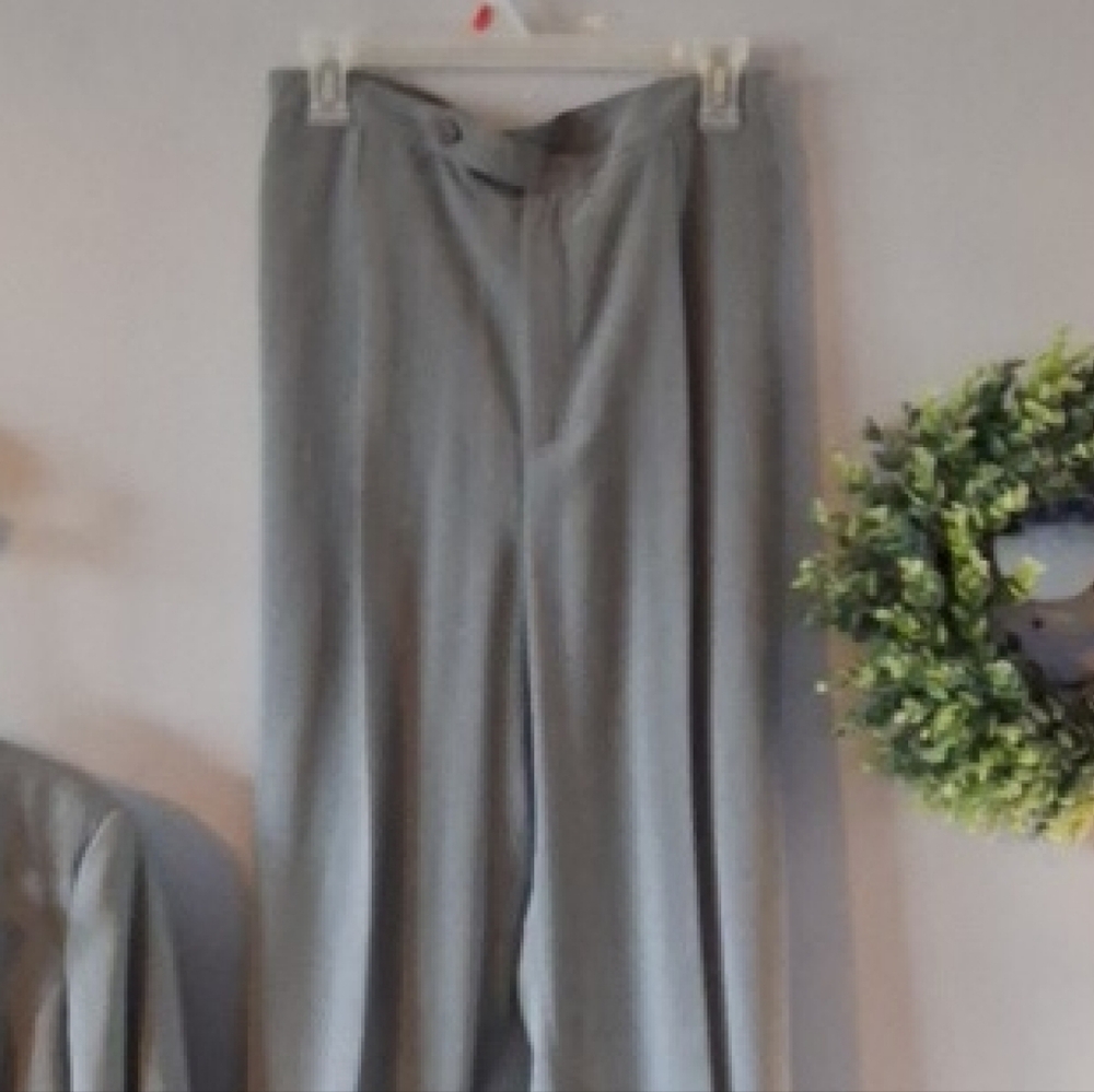 Maggie Barnes Plus Sized Gray Women's Dress Pants 20